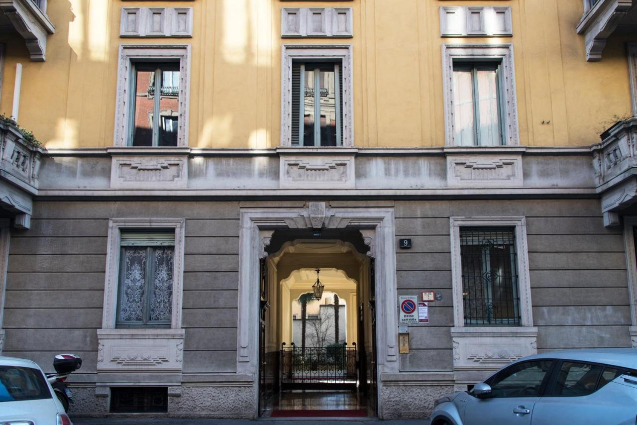 Sophisticated Apt Near Duomo Milão Exterior foto