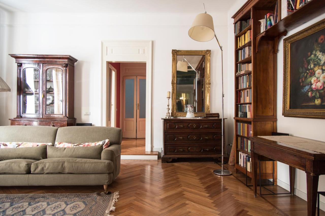 Sophisticated Apt Near Duomo Milão Exterior foto